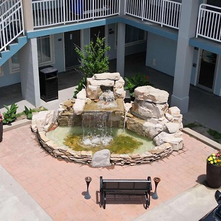 Best Western Plus Holiday Sands Inn & Suites Norfolk Esterno foto