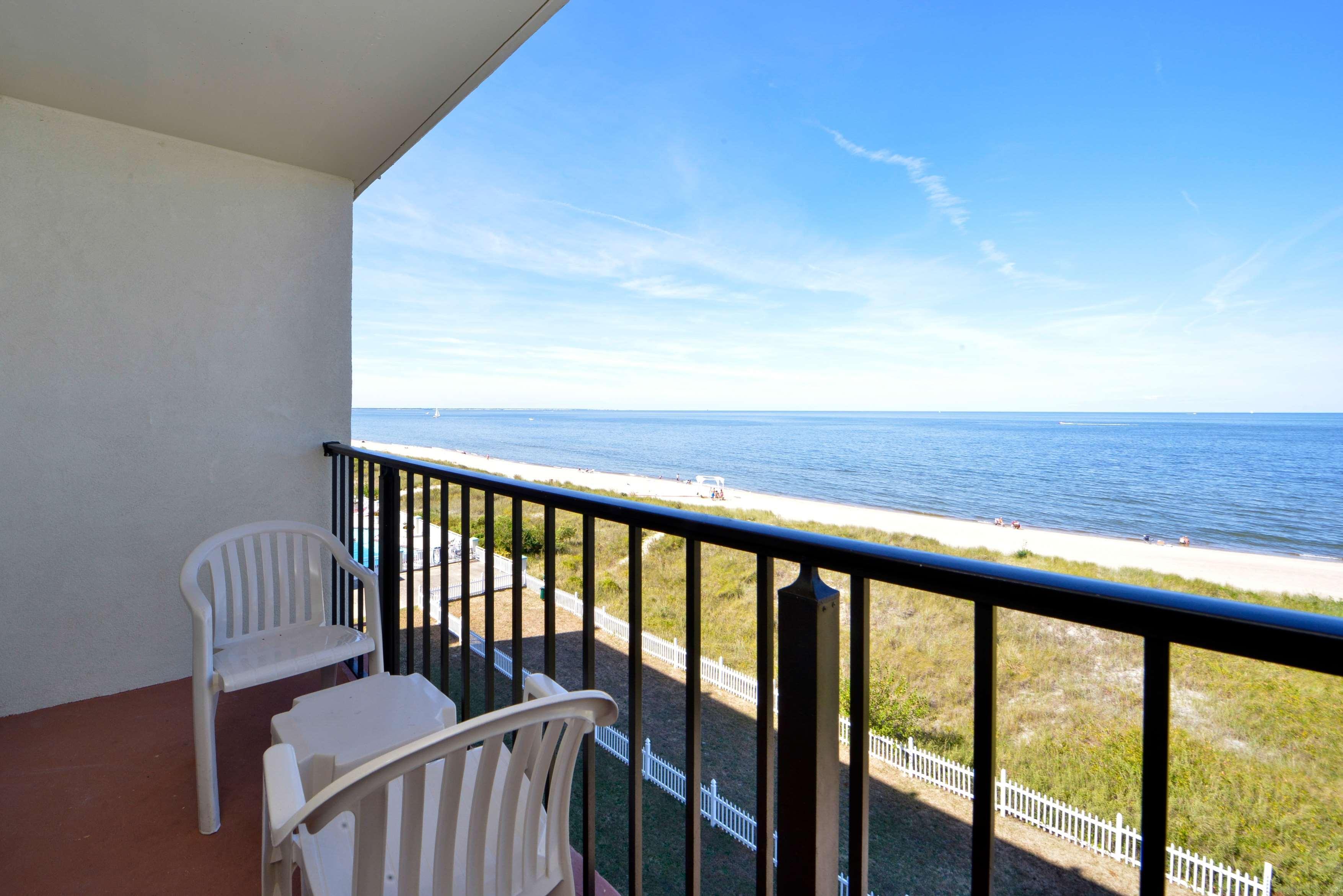 Best Western Plus Holiday Sands Inn & Suites Norfolk Esterno foto