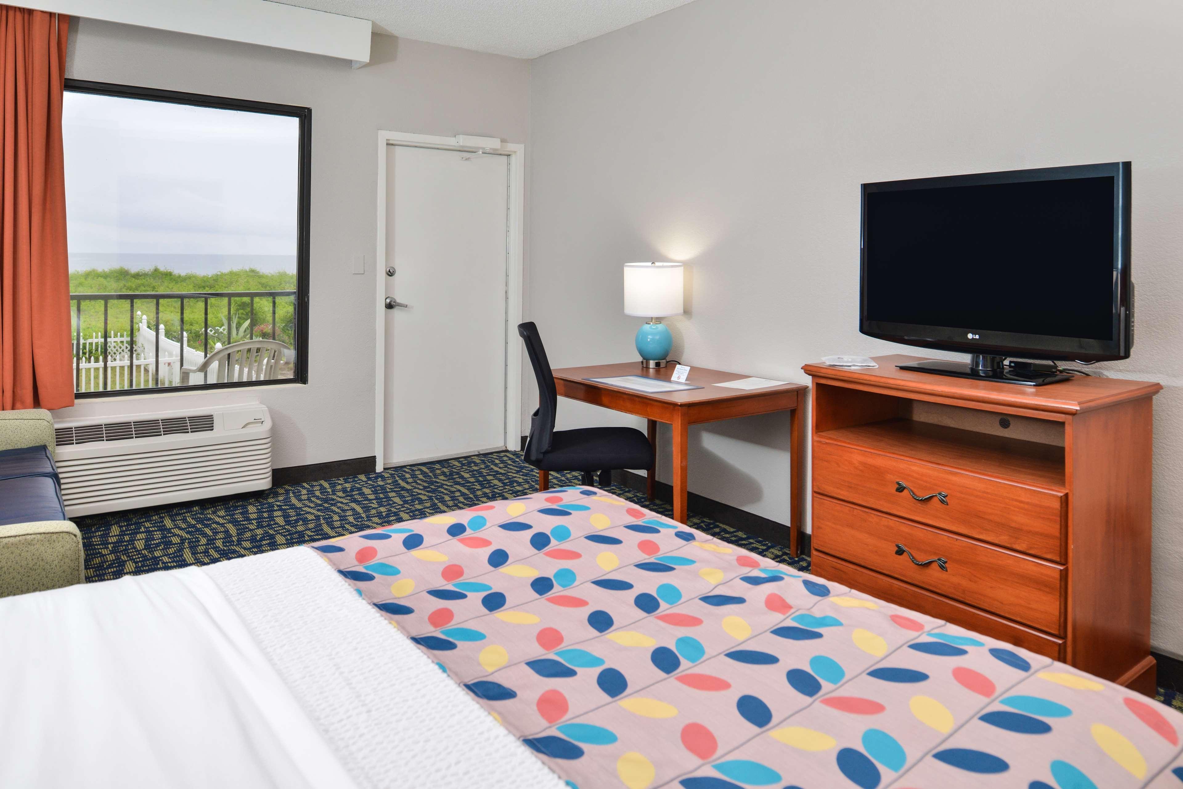 Best Western Plus Holiday Sands Inn & Suites Norfolk Esterno foto