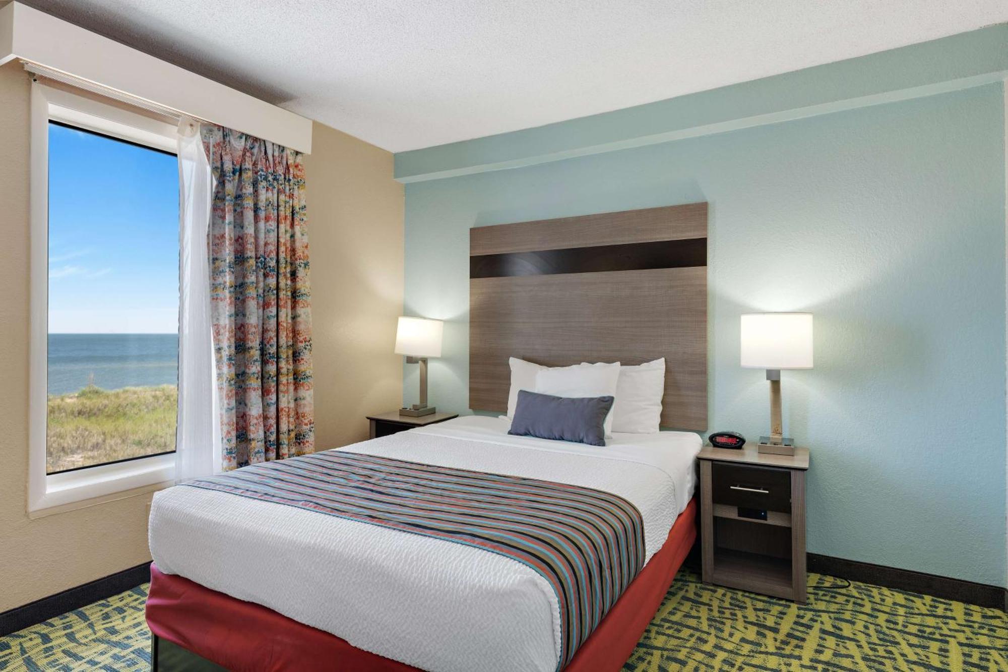 Best Western Plus Holiday Sands Inn & Suites Norfolk Esterno foto