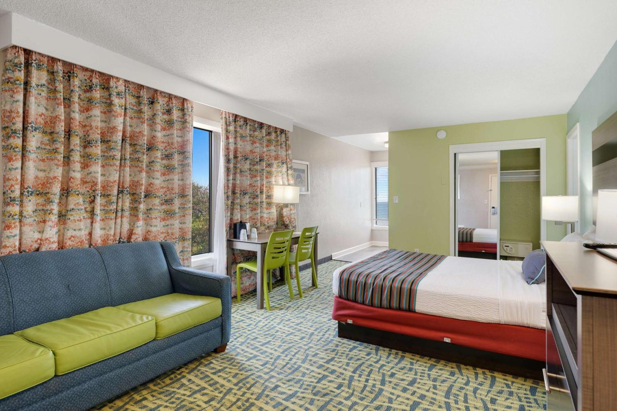 Best Western Plus Holiday Sands Inn & Suites Norfolk Esterno foto