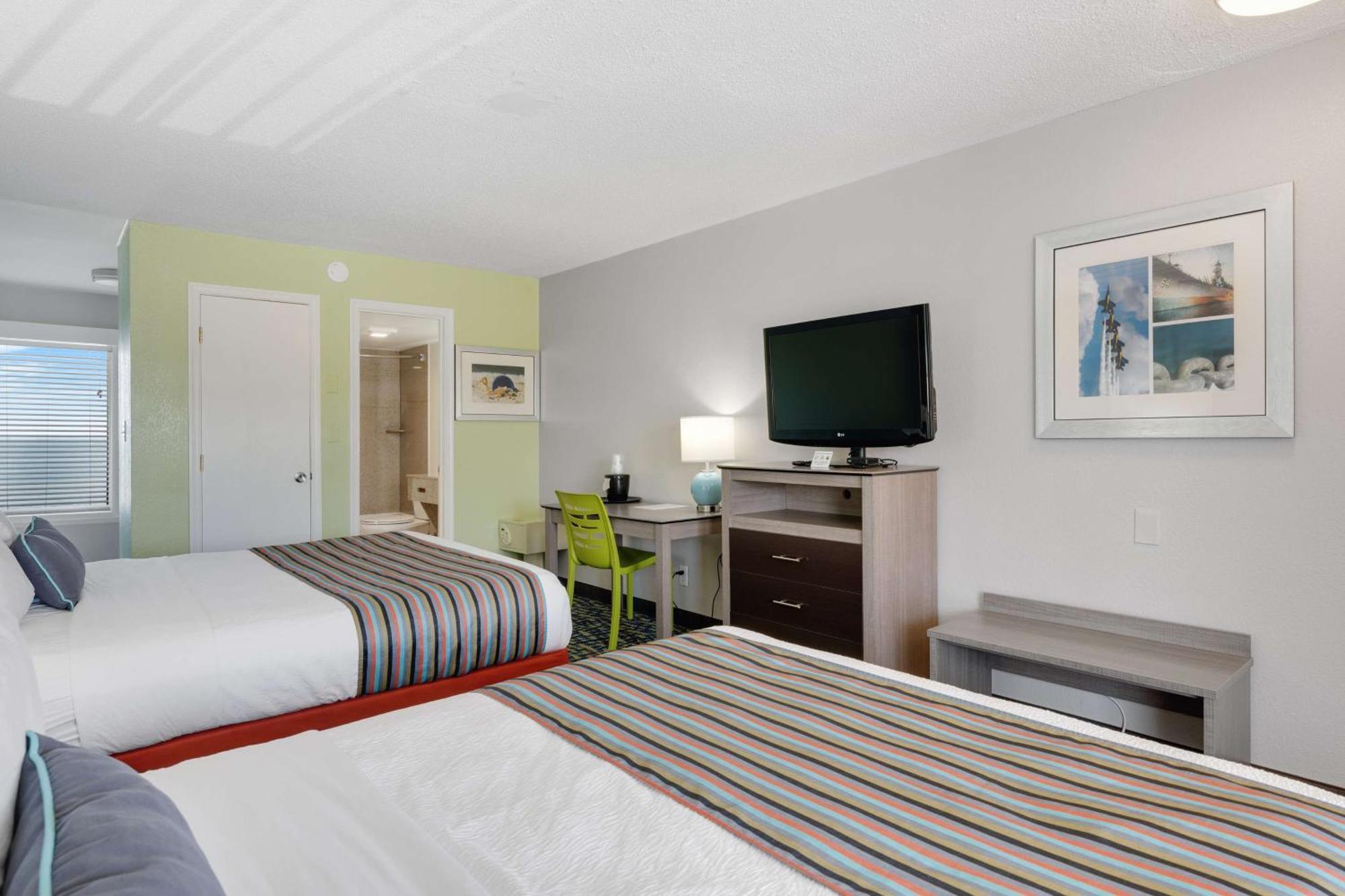 Best Western Plus Holiday Sands Inn & Suites Norfolk Esterno foto